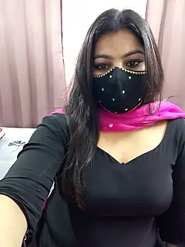 half_girlfrnd_530 (F young) - Pussy oiling 1 peg wishky🥃