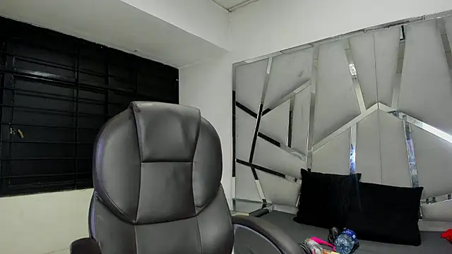 Catherinee69_x webcam