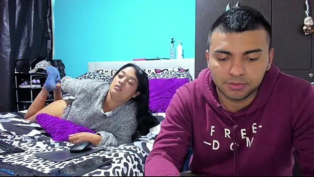 LazyandSniffer28 webcam