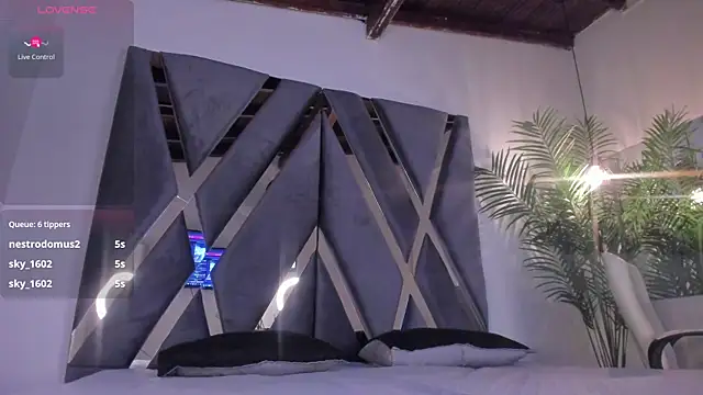 alessandra_wells webcam