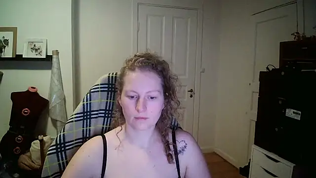 Girlnina-1995 webcam