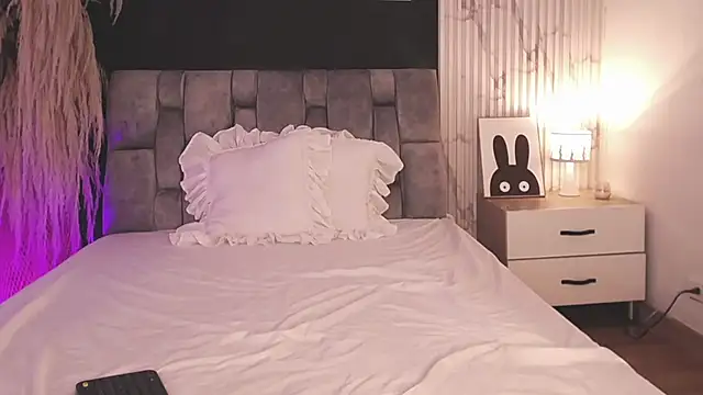 emmy_danielss webcam