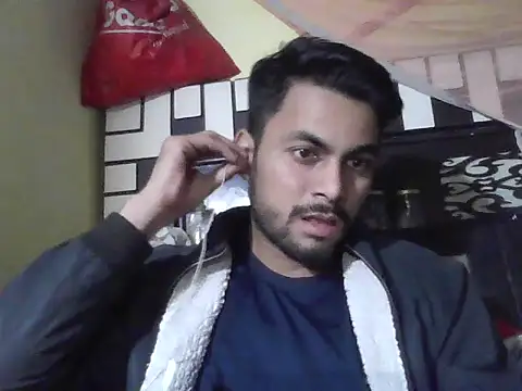 Stubborndesiboy webcam