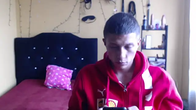 Violet_And_Smith webcam