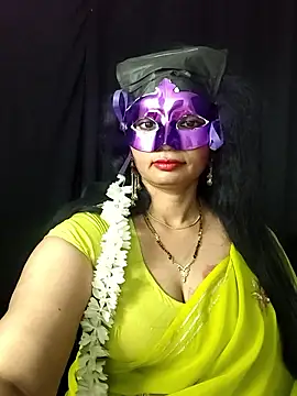 Webcam Model (sesiteluguammayi)  is live.Free join now!