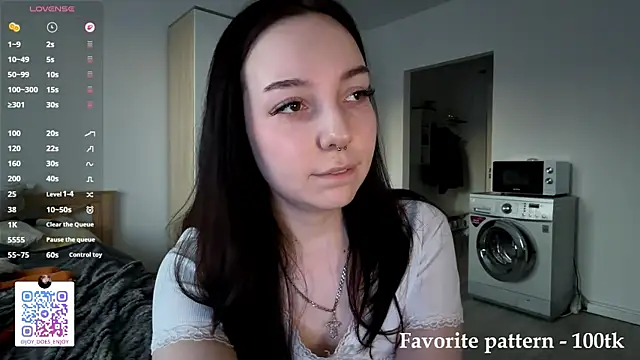 WhiteNoiseJoy webcam