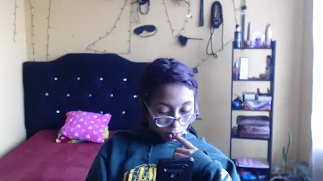 Violet_And_Smith webcam