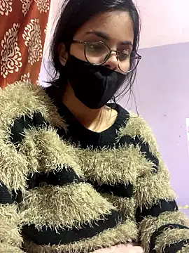 sandhya_77 (F young) - Lovesense