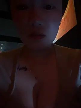 Molly-xiao webcam