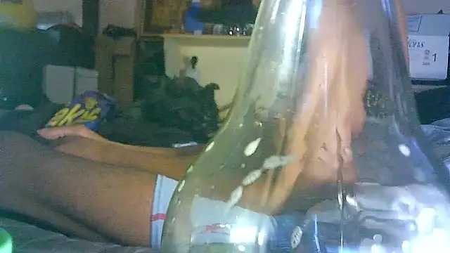 ON3YOULLN3VER_FIR3 webcam