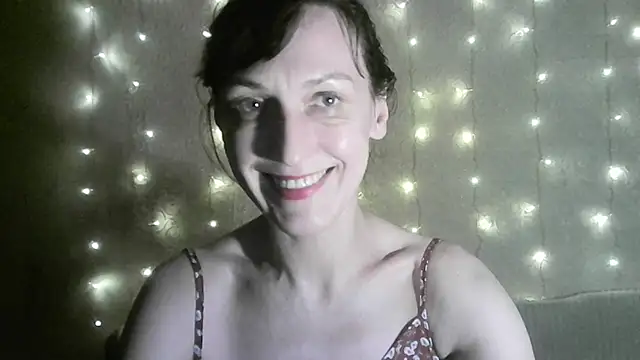 MarieODahliaS webcam