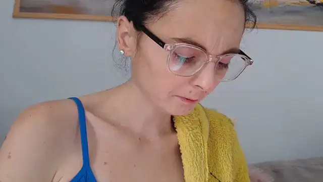 cleophee (F milf) - je me gode