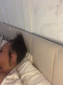 Webcam Model (Welsh_Maya221x)  is live.Free join now!