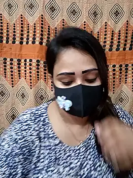 Webcam Model (sadiya56803)  is live.Free join now!