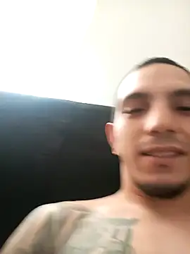 HornetBigDickonYou webcam