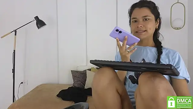 sexychanell_18 webcam