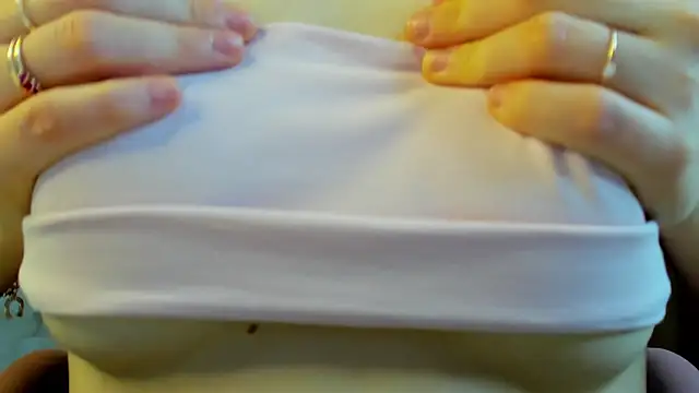 TessaDavidson webcam