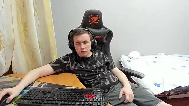 iliaskrislove webcam