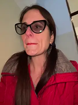 natakitten (F milf) - Boobs out in public+Lick nips, LT🎥