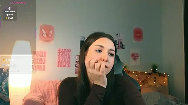 doublechocolatee (F teen) - tease with tongue