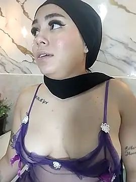 _amyra (F teen) - Shower show 🫧🔥