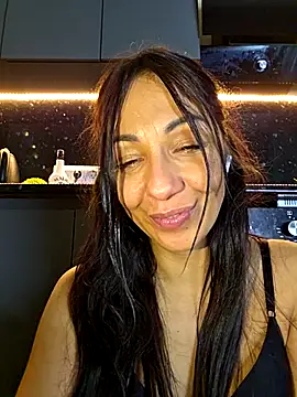 leticiawoods (F milf) - fuck ass with fingers