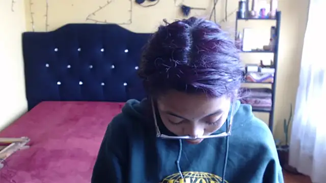 Violet_And_Smith webcam