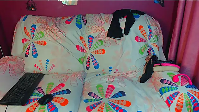 milflovelyxxx webcam