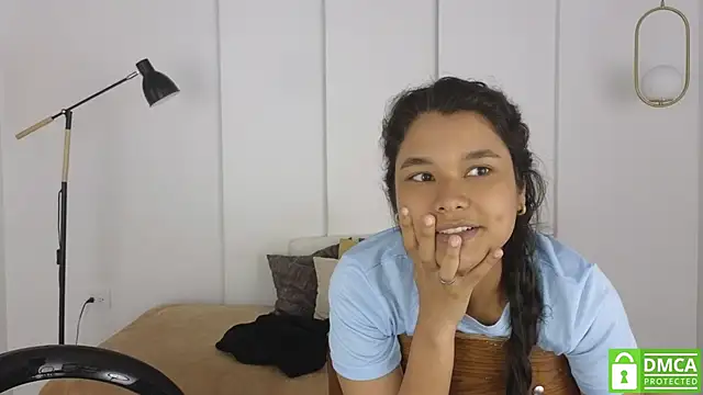 sexychanell_18 webcam