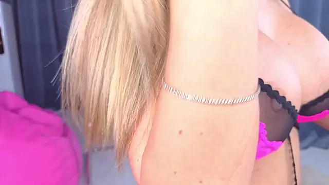 spoilm3mor3 (F young) - Na$$ty blowjob🤤🍆