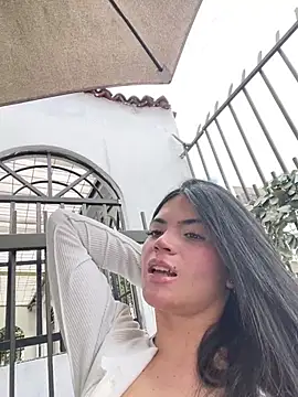 PamelaJonsom_ webcam