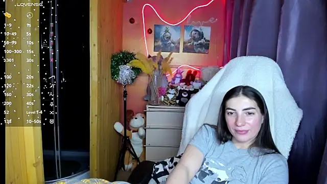 Fiery_Brunette_ webcam