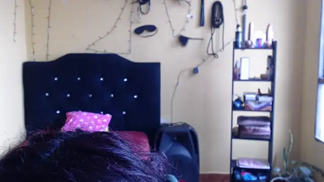 Violet_And_Smith webcam