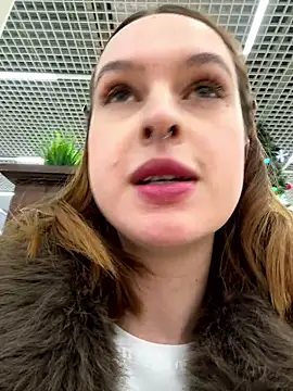 hani_obsessed (F teen) - Topless in public