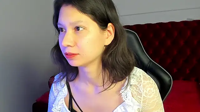 SaraDenars live cam screenshot female on Gratis Show – Free Live Cams