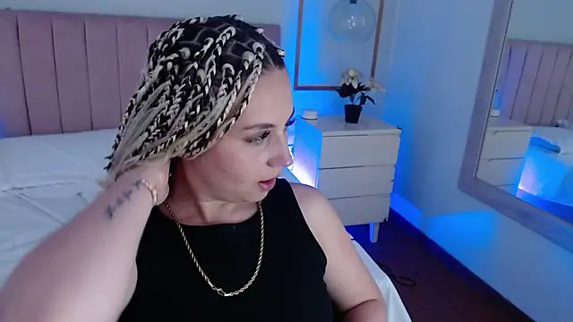 Alice_Sinclair_ webcam