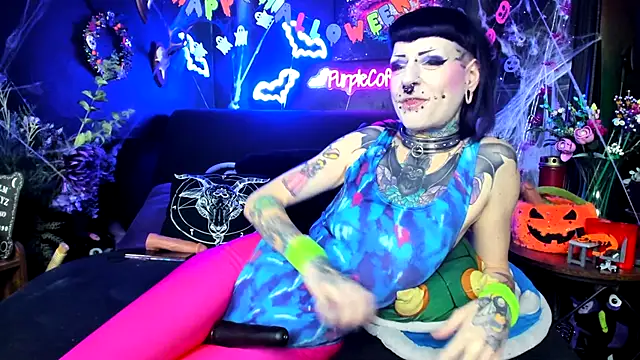 Purple_Coffin666 webcam