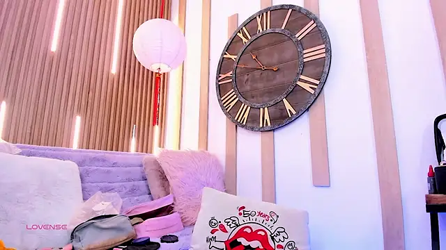 ArianaSantana webcam