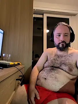 Hairy_bear86 webcam