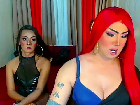 Incredible_Shemale webcam