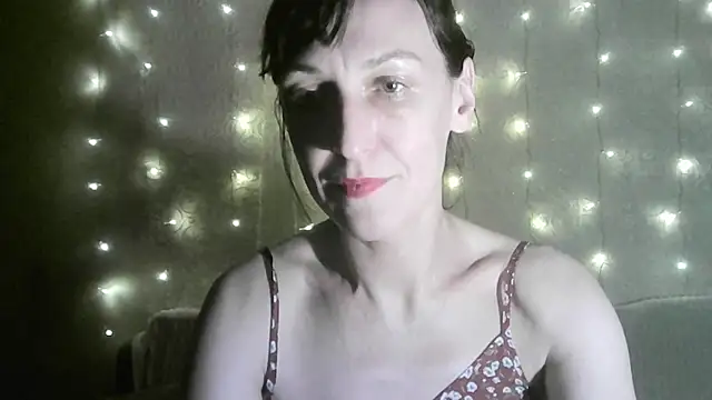 MarieODahliaS webcam