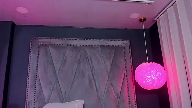 Manelyk_evanss_ webcam