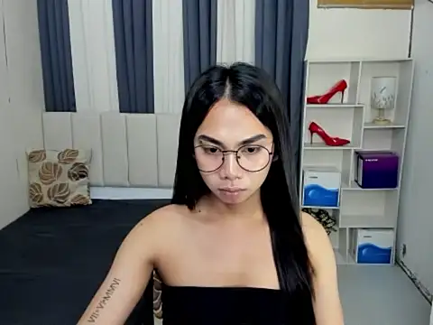 SeductiveYukie webcam