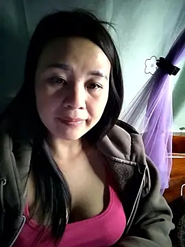 Webcam Model (Suna-ny)  is live.Free join now!