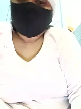 Webcam Model (Desi_Biwi)  is live.Free join now!