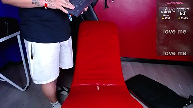 Jackson_n_Scarlett webcam