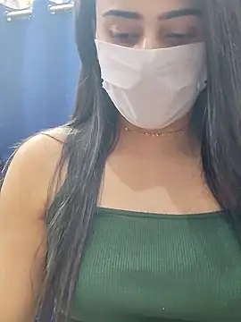 ivymybae (F young) - Striptease and shower