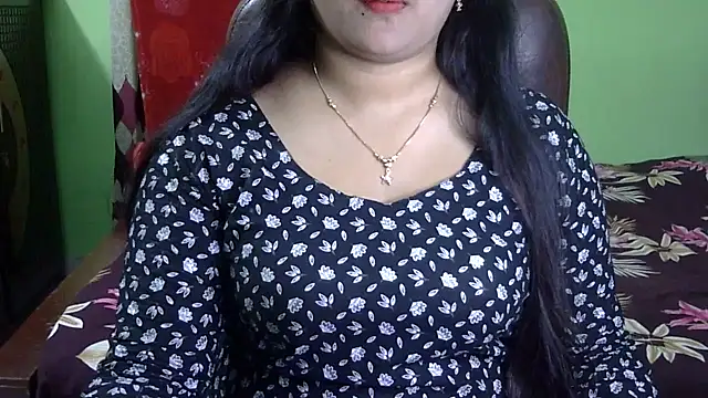 BengaliQueenStar webcam