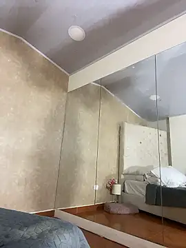 La_Crespa_x Live Webcam on Stripchat