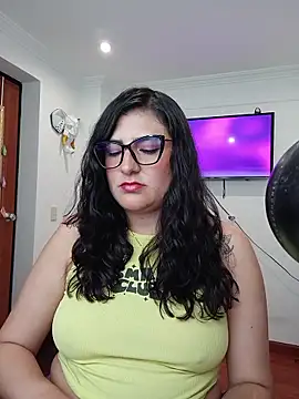 ahrianabluff webcam stripchat model stream image